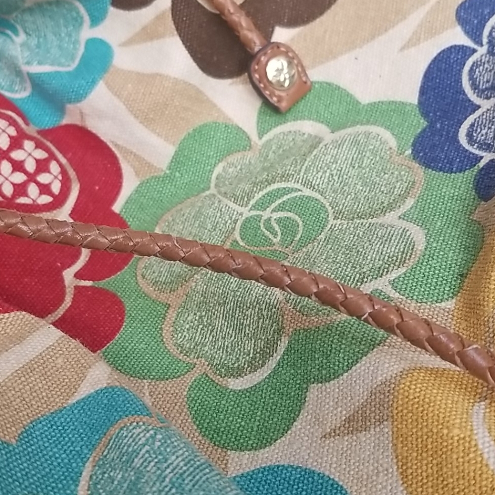 Flower Pattern Purse - Picture 12 of 16